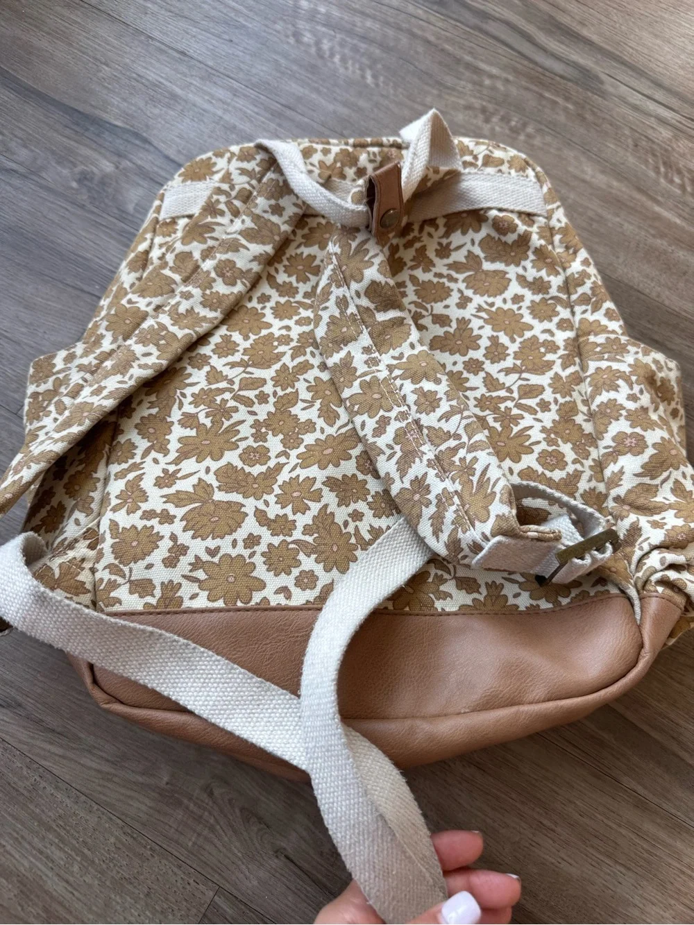 Rylee and cru floral back pack